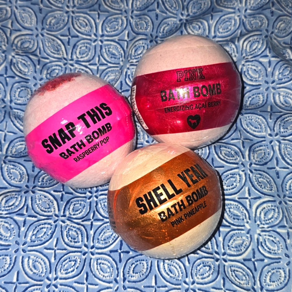 PINK Victoria's Secret Bath Bombs